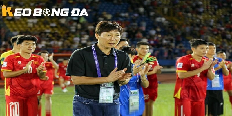 HLV Kim Sang-sik Lên Kế Hoạch Dùng 12 Cầu Thủ Đặc Biệt Để Hạ Malaysia | Soi Kèo Việt Nam vs Malaysia